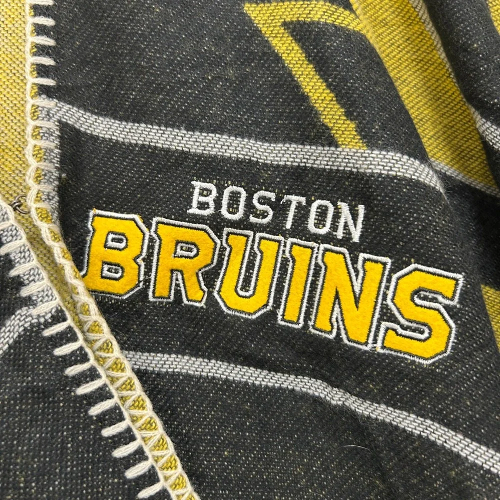 Boston Bruins NHL Little Earth Productions Poncho Cape Black Gold One Size